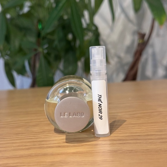 Le Labo Thé Noir 29 Fragrance Set - Picture 2 of 2